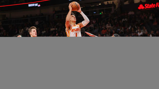 Feb 27, 2024; Atlanta, Georgia, USA; Atlanta Hawks forward Jalen Johnson (1) shoots against the Utah Jazz in the second quarter at State Farm Arena. Mandatory Credit: Brett Davis-USA TODAY Sports